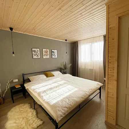 Kotta By The Smida/national Park Padis Chalet